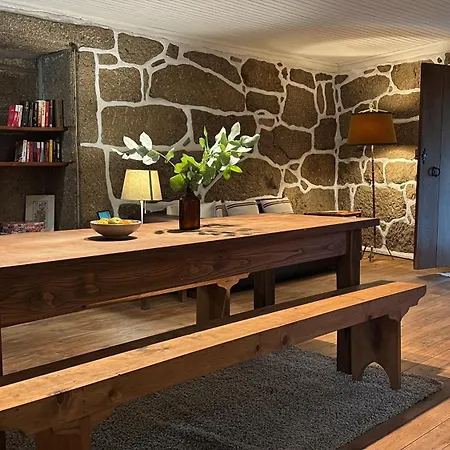 Casa Do Arte - Peaceful Retreat With A Pool Near Guimaraes