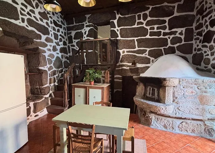 Casa Do Arte - Peaceful Retreat With A Pool Near Guimaraes * Sao Torcato (Braga)