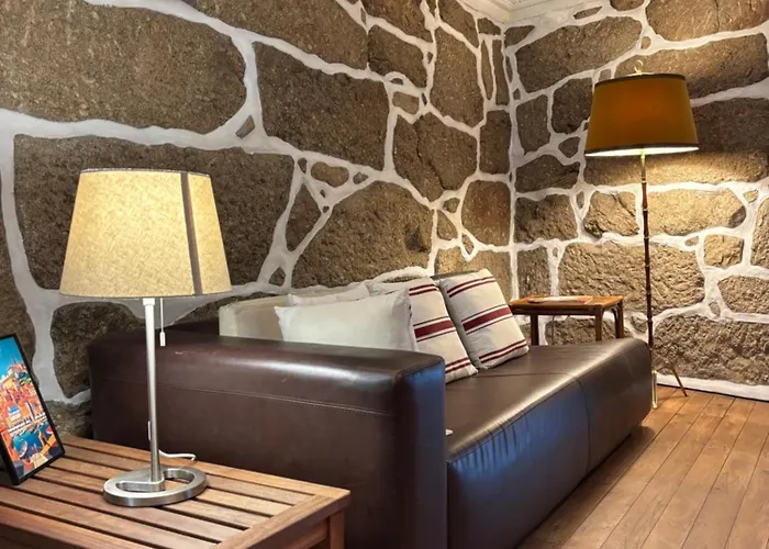 Casa Do Arte - Peaceful Retreat With A Pool Near Guimaraes *