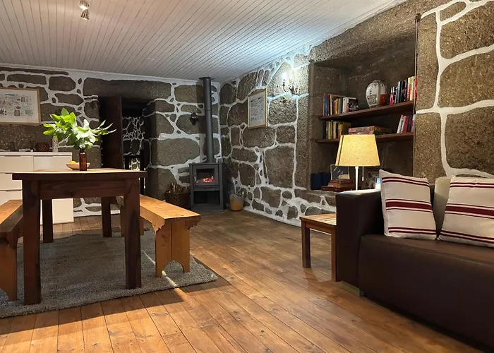 펜션 Casa Do Arte - Peaceful Retreat With A Pool Near Guimaraes