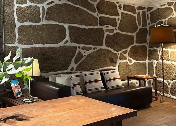 Casa Do Arte - Peaceful Retreat With A Pool Near Guimaraes *